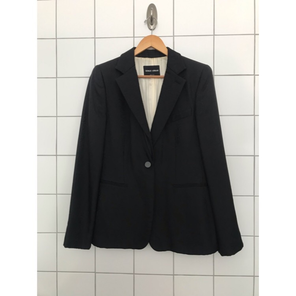 Giorgio Armani Silk Tailored Blazer - Picture 5 of 16
